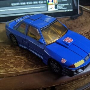 2002 Deluxe Class Transformers Armada Sideswipe